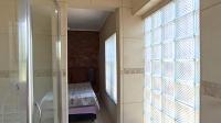 Bathroom 1 - 6 square meters of property in Bardene