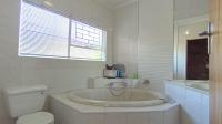 Bathroom 2 - 7 square meters of property in Bardene