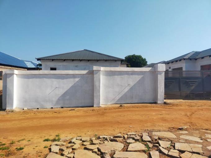 1 Bedroom Commercial to Rent in Thohoyandou - Property to rent - MR650040