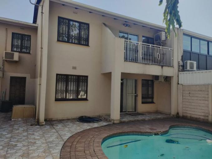 3 Bedroom Duplex for Sale For Sale in Malvern - DBN - MR650041