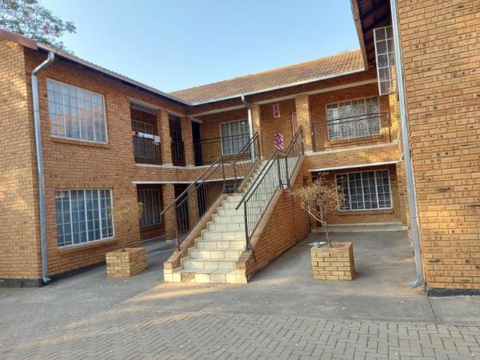 2 Bedroom Apartment for Sale For Sale in Rustenburg - MR650060