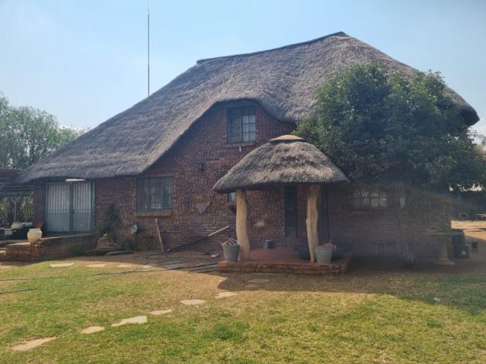 3 Bedroom House for Sale For Sale in Zeerust - MR650066