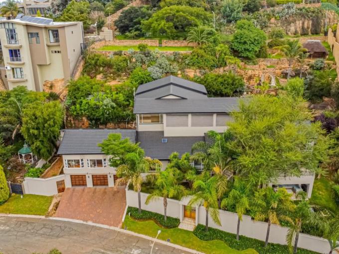 4 Bedroom House for Sale For Sale in Northcliff - MR650077