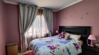 Bed Room 1 - 12 square meters of property in Dalpark