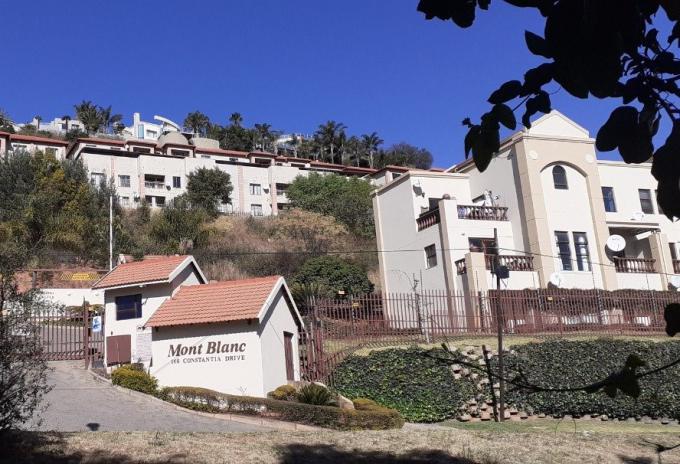 2 Bedroom Apartment for Sale For Sale in Constantia Kloof - MR650126