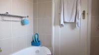 Bathroom 1 - 20 square meters of property in Florida