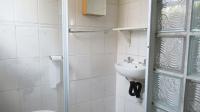 Bathroom 1 - 20 square meters of property in Florida