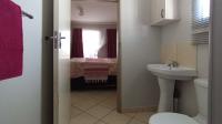 Main Bathroom - 5 square meters of property in Rosslyn