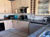 Kitchen of property in Ormonde