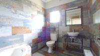 Bathroom 1 - 8 square meters of property in Southport