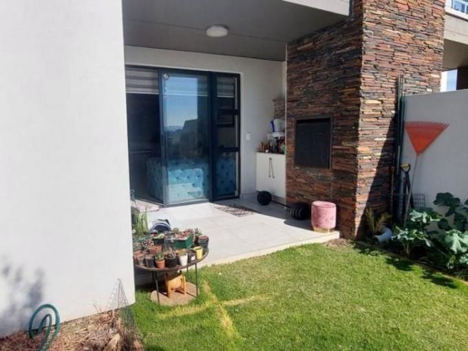 2 Bedroom Sectional Title for Sale For Sale in Eye of Africa - MR650177