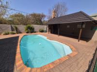 2 Bedroom 1 Bathroom Flat/Apartment for Sale for sale in Middelburg - MP