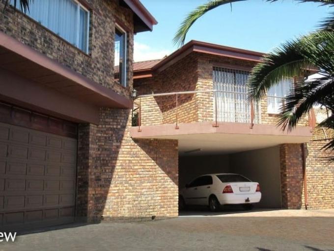 4 Bedroom House for Sale For Sale in Glenvista - MR650231