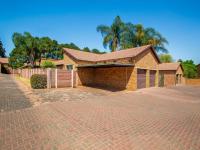  of property in Weltevreden Park