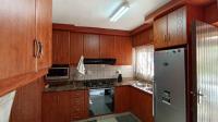 Kitchen - 12 square meters of property in Sunford