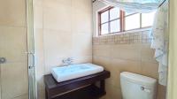 Bathroom 1 - 8 square meters of property in Ferncliffe