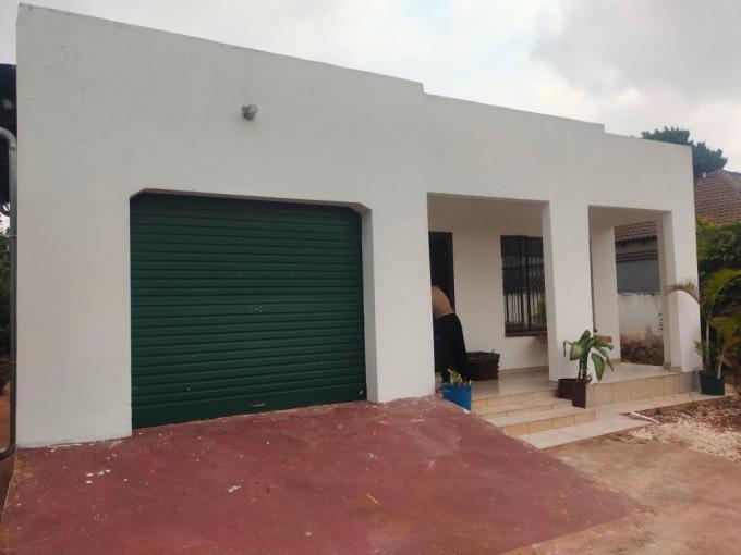 2 Bedroom House for Sale For Sale in Thohoyandou - MR650413