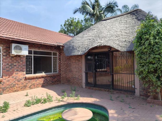 3 Bedroom House for Sale For Sale in Safarituine - MR650432