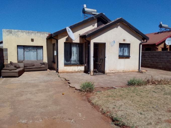 2 Bedroom House for Sale For Sale in Vosloorus - MR650507