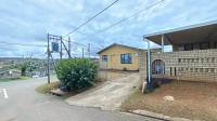 Front View of property in Orient Hills