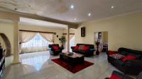 Lounges - 53 square meters of property in Edenvale