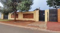 Front View of property in Vosloorus