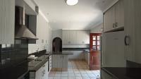 Kitchen - 28 square meters of property in Sunningdale - JHB