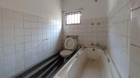 Bathroom 1 - 19 square meters of property in Sunningdale - JHB