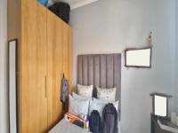 Bed Room 2 - 11 square meters of property in Boardwalk Manor Estate