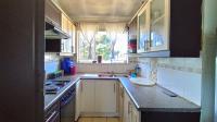 Kitchen - 8 square meters of property in Hillary 