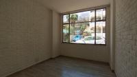 Bed Room 1 - 15 square meters of property in Gezina