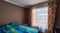 Bed Room 2 - 9 square meters of property in Alliance