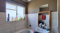 Bathroom 1 - 5 square meters of property in Witfield