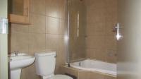 Bathroom 1 - 6 square meters of property in Olifantsvlei 327-Iq