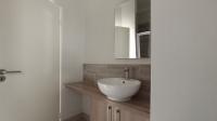 Main Bathroom - 7 square meters of property in Blue Hills