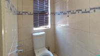 Bathroom 3+ - 16 square meters of property in Theresapark