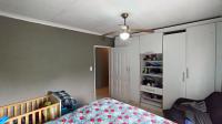 Main Bedroom - 14 square meters of property in Trenance Park