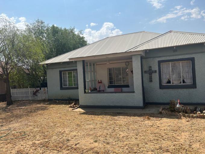 3 Bedroom House for Sale For Sale in Vierfontein - MR650743