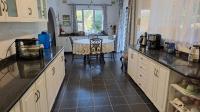 Kitchen of property in Blythedale