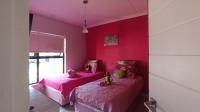 Bed Room 1 - 13 square meters of property in Willow Park Manor