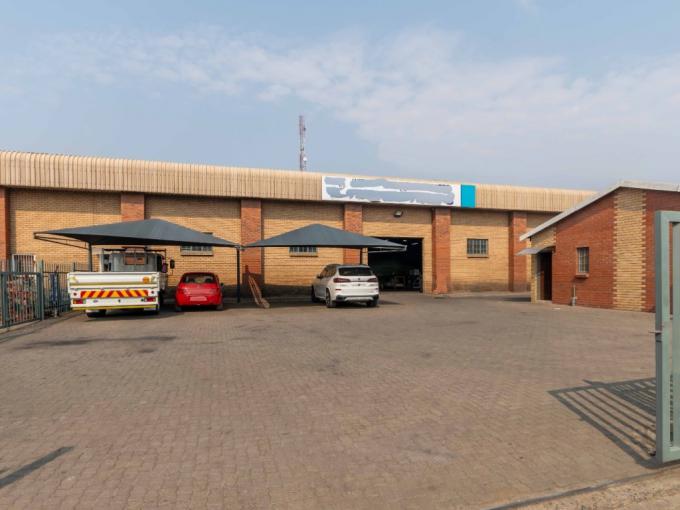 Commercial for Sale For Sale in Emalahleni (Witbank)  - MR650944