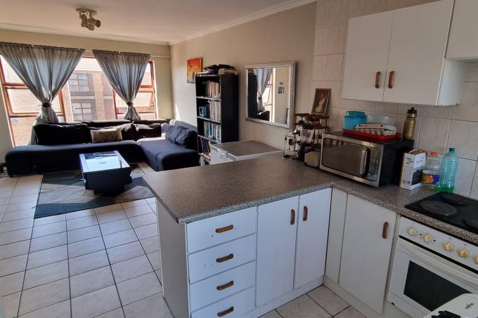 2 Bedroom Apartment for Sale For Sale in Brackenfell - MR650980