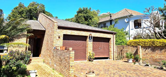 3 Bedroom House for Sale For Sale in Paarl - MR651007