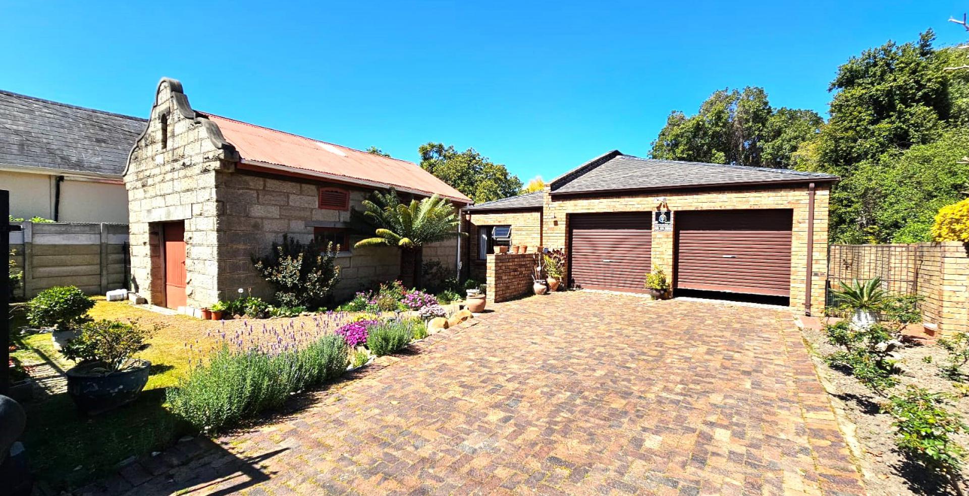  of property in Paarl