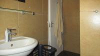 Main Bathroom - 6 square meters of property in Townsview