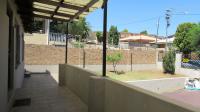 Patio - 13 square meters of property in Townsview