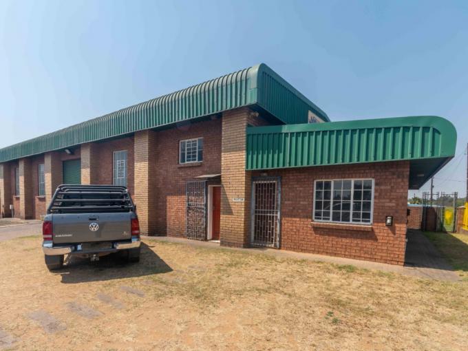 Commercial for Sale For Sale in Emalahleni (Witbank)  - MR651101