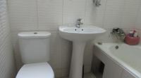 Main Bathroom - 5 square meters of property in Florida