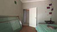 Bed Room 1 - 18 square meters of property in Pretoria Gardens