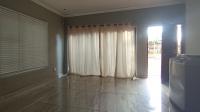 Dining Room - 19 square meters of property in Pretoria Gardens